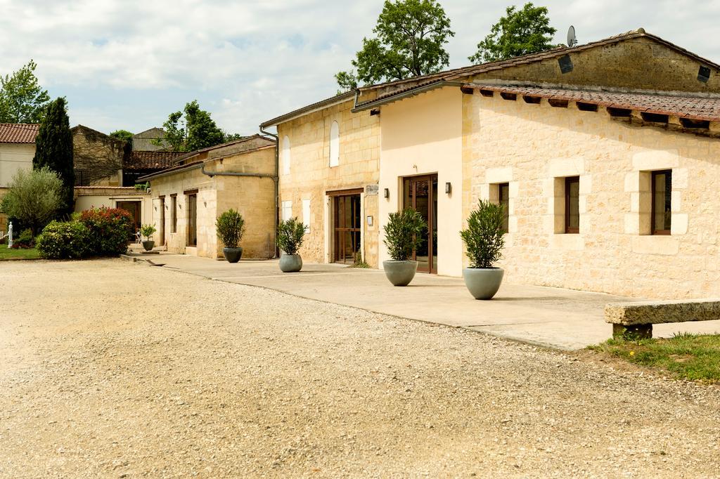 Chateau La Mothe Du Barry Moulon-sur-Dordogne Exterior foto